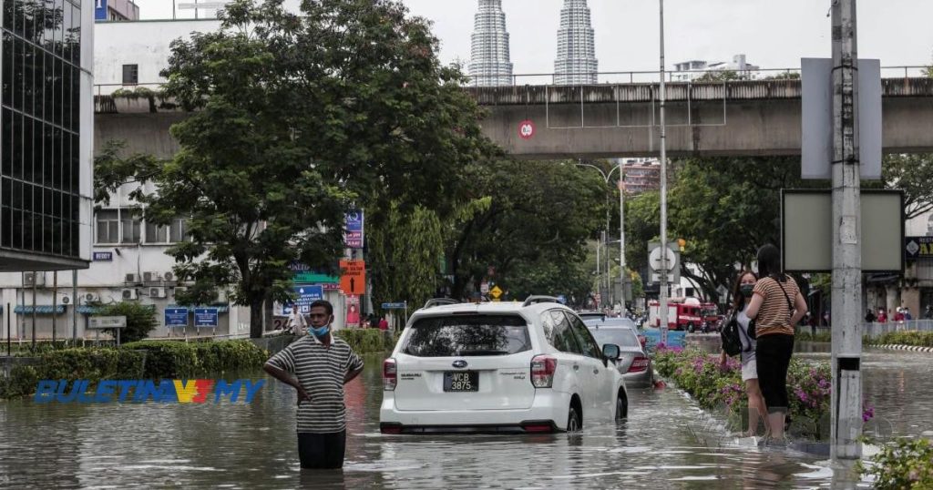 PBT Digesa Selenggara Sistem Perparitan Bendung Banjir Kilat BULETIN