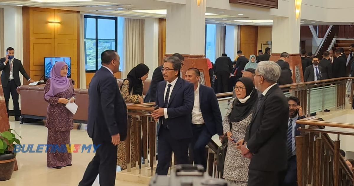 Sidang Dewan Rakyat Usul Undi Percaya Pelantikan Speaker Tumpuan