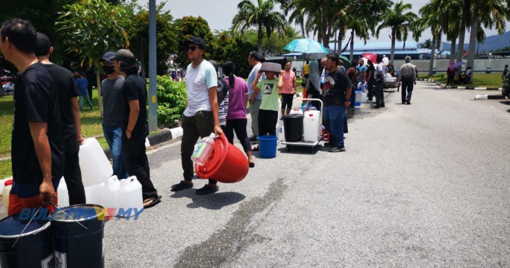 Video Gangguan Bekalan Air Hampir Akaun Pengguna Di Manjung