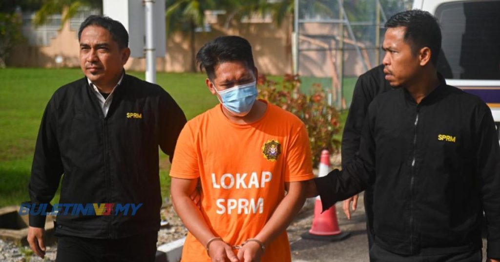 VIDEO Pekerja Swasta Didenda RM4 000 Guna Dokumen Palsu Mohon Bantuan