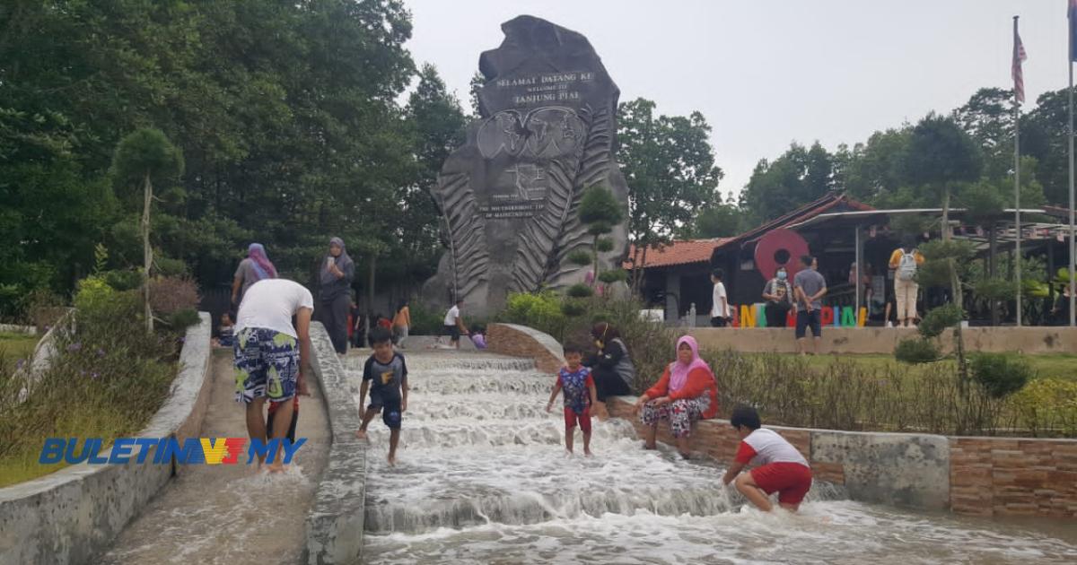 Air pasang besar jadi tarikan di Taman Negara Tanjung Piai