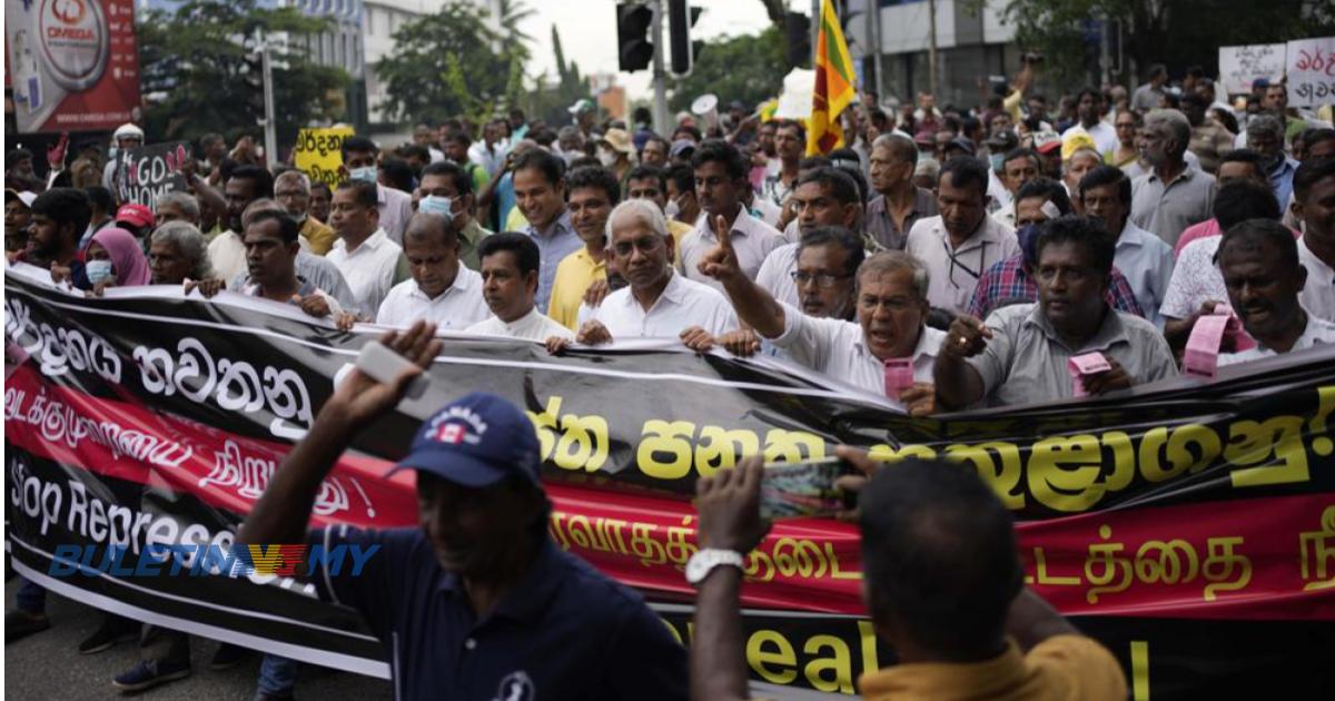 Krisis ekonomi: Rakyat Sri Lanka kembali ke jalanan sertai protes