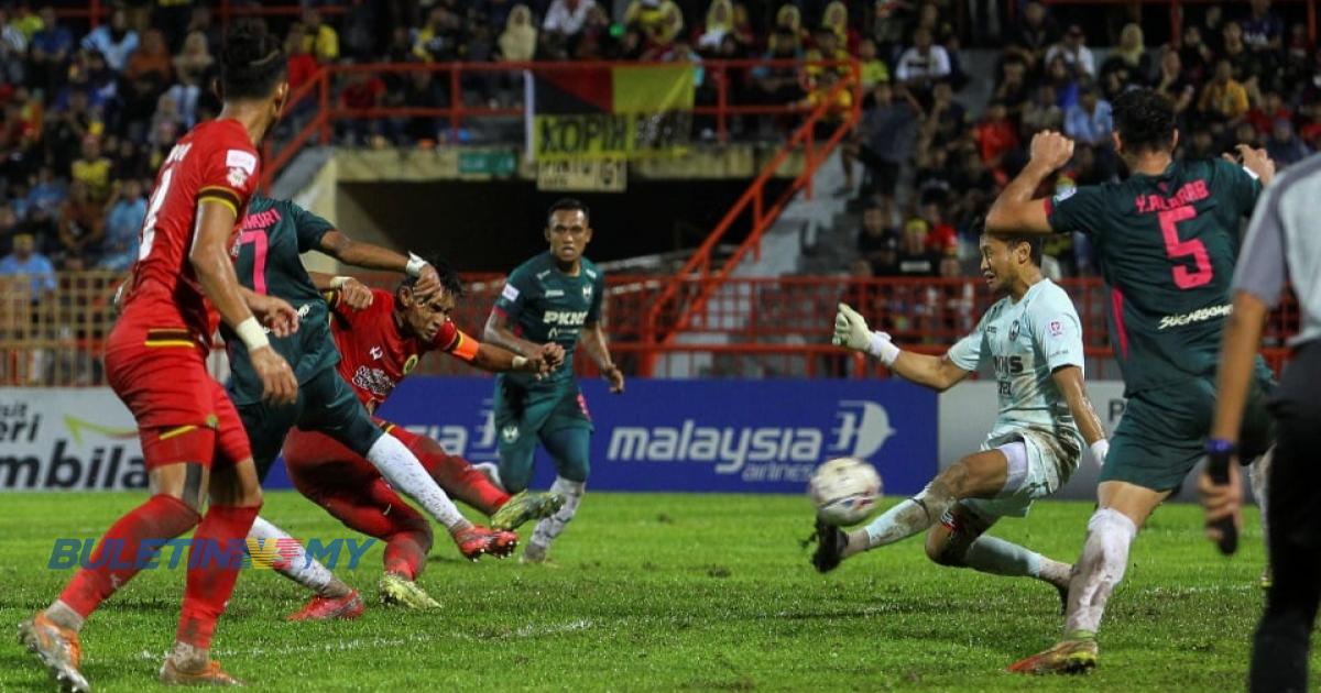 Selangor, TFC berentap di separuh akhir
