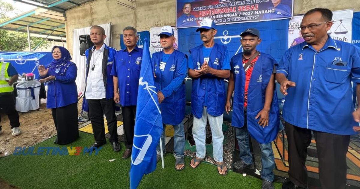 50 ahli PAS keluar parti, sertai UMNO