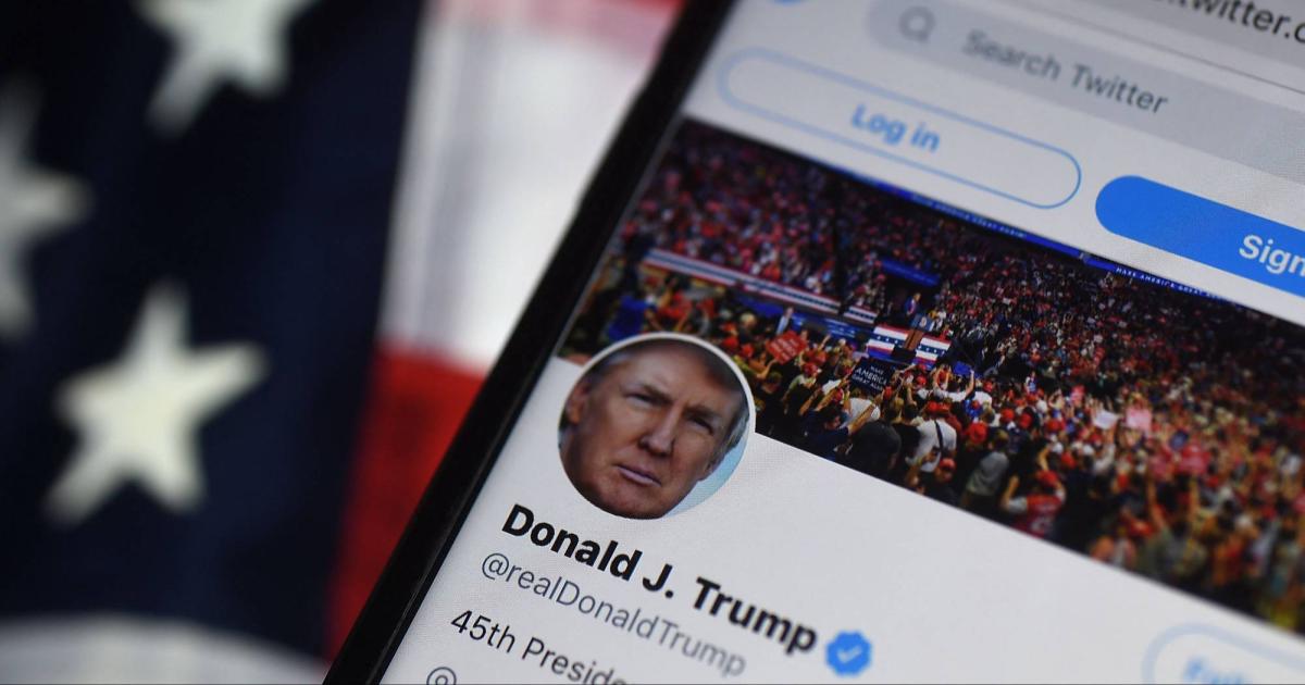 Akaun Twitter Trump dikembalikan, kumpul lebih banyak pengikut