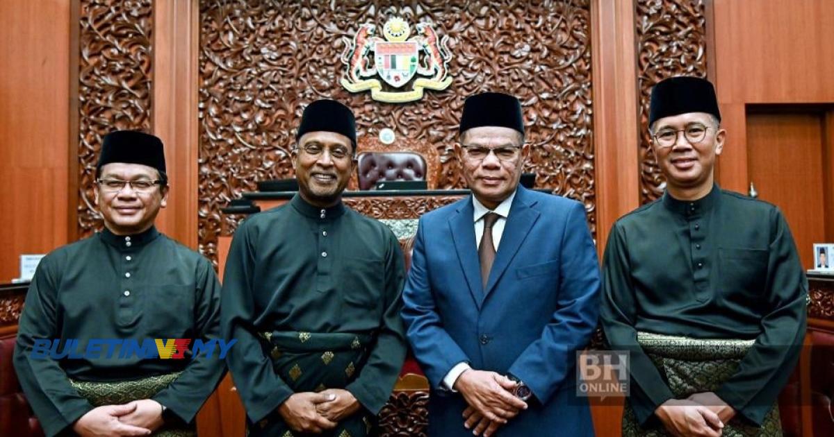 [VIDEO] Saifuddin, Zambry, Tengku Zafrul, Mohd Na’im angkat sumpah Senator