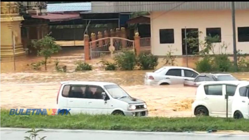 Banjir kilat landa Johor Bahru