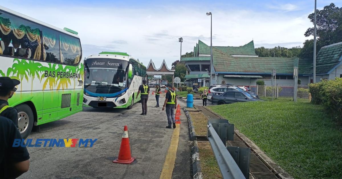 Lima bas persiaran tiada pemandu pelancong dikompaun RM25,000