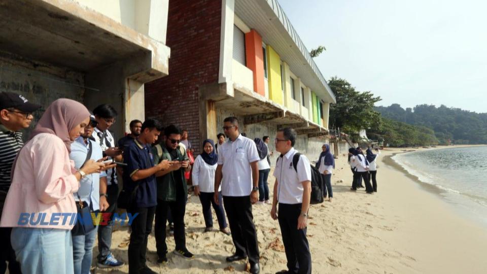 Empat lokasi pantai di Pulau Pangkor dikesan terhakis teruk