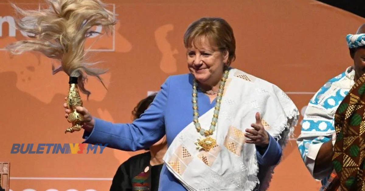 Angela Merkel terima hadiah keamanan UNESCO