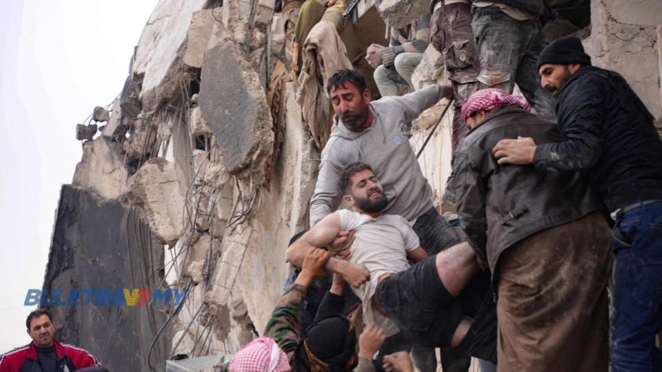  Angka korban gempa bumi Turkiye dijangka cecah lebih 50,000 orang