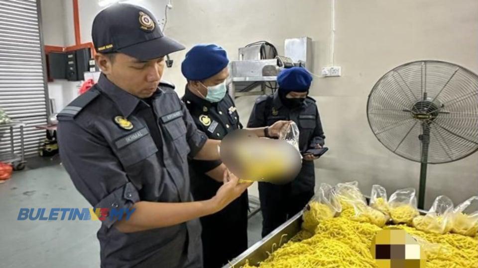 Kilang mi guna sijil halal tamat tempoh diserbu pihak berkuasa