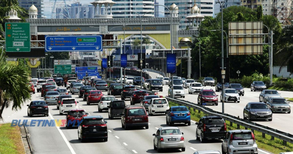 Kesesakan jalan raya : Penduduk Lembah Klang bazir 500 jam setahun