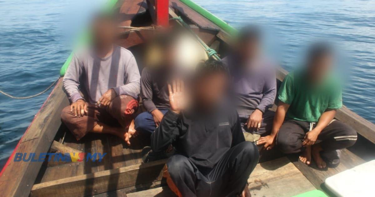 Dua bot, 9 kru warga Indonesia ditahan APMM, ceroboh perairan negara