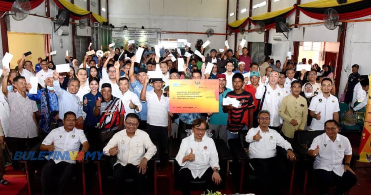 Kerajaan Sarawak utamakan bantuan persekolahan berbanding perayaan
