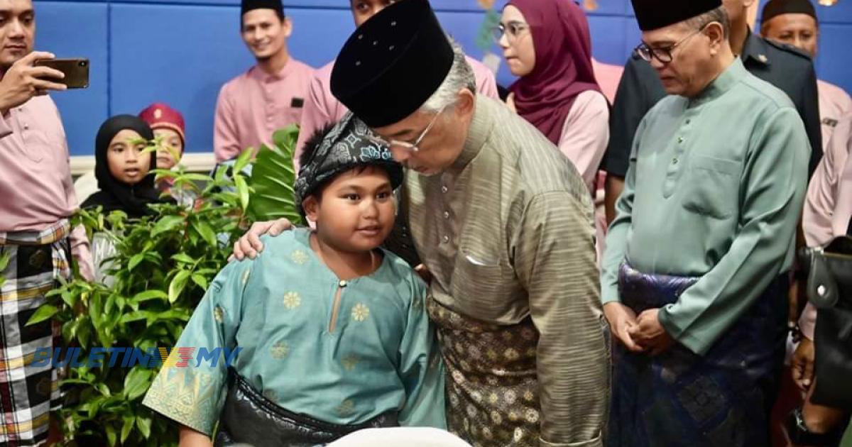 Agong, Raja Permaisuri Berkenan Berangkat Ke Majlis Sambutan Aidilfitri ...