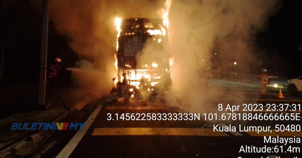 Bas ekspres terbakar, 20 penumpang selamat