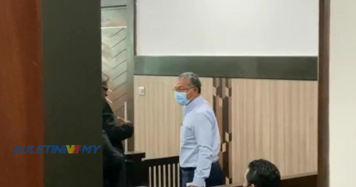 [VIDEO] Azlan Man tiba di Mahkamah