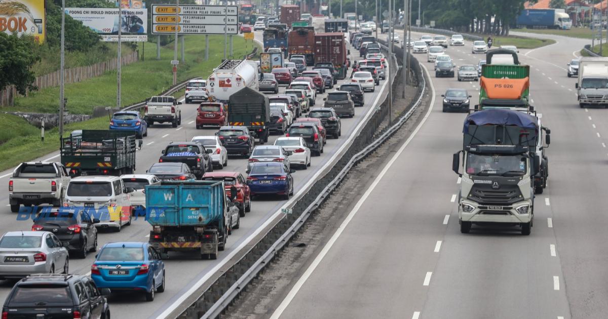 Aliran trafik tinggi di beberapa laluan lebuh raya pagi ini