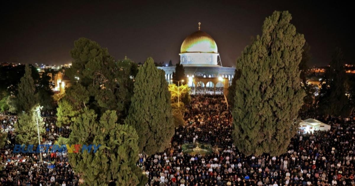280,000 jemaah Palestin penuhi Masjid Al-Aqsa di Baitulmaqdis