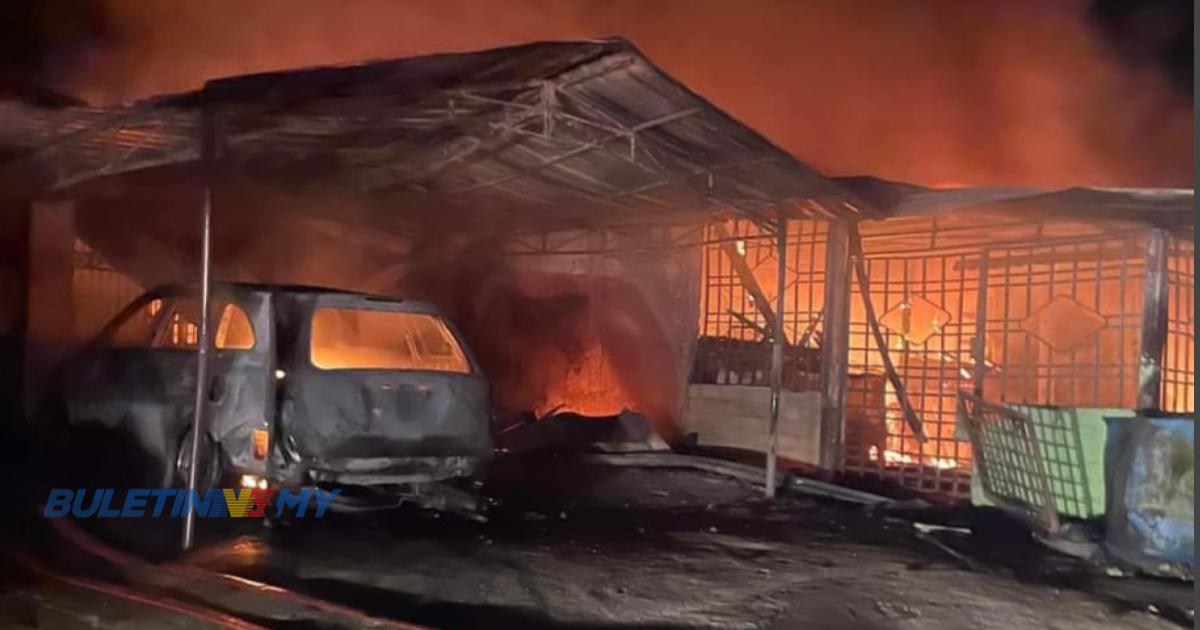 Rumah kedai, tujuh kenderaan musnah dalam kebakaran