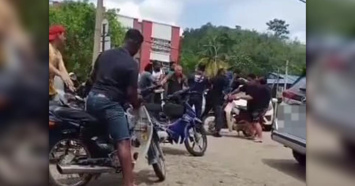 [VIDEO] Sembilan ditahan kerana merusuh