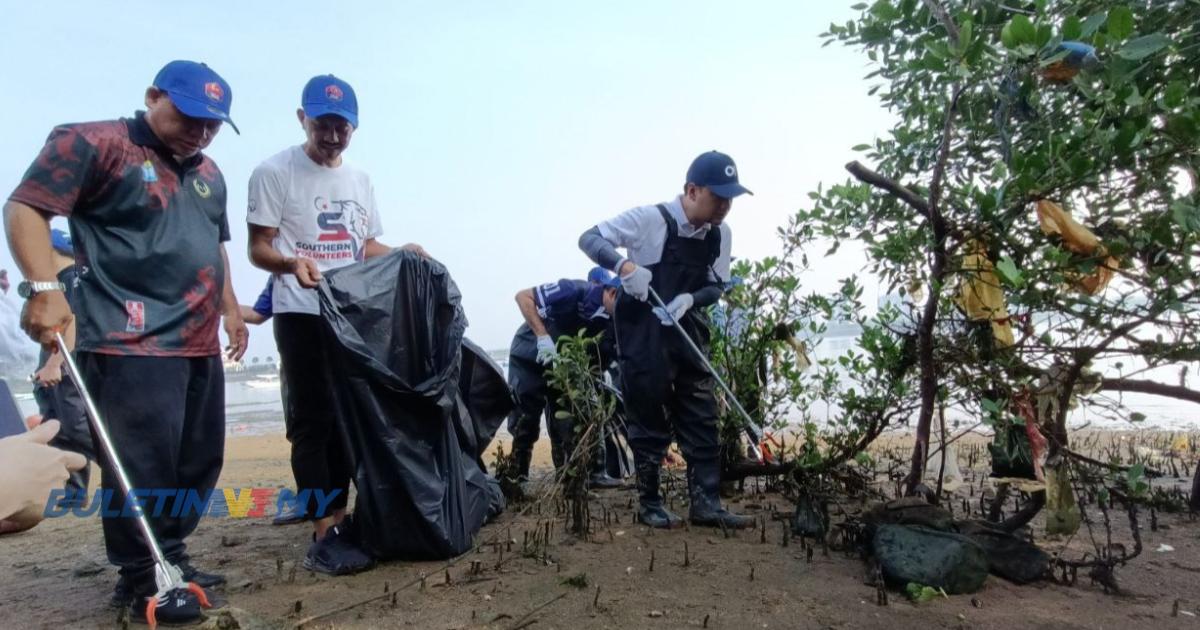 Pasang ”log boom” untuk mengurangkan pencemaran Sungai Skudai  
