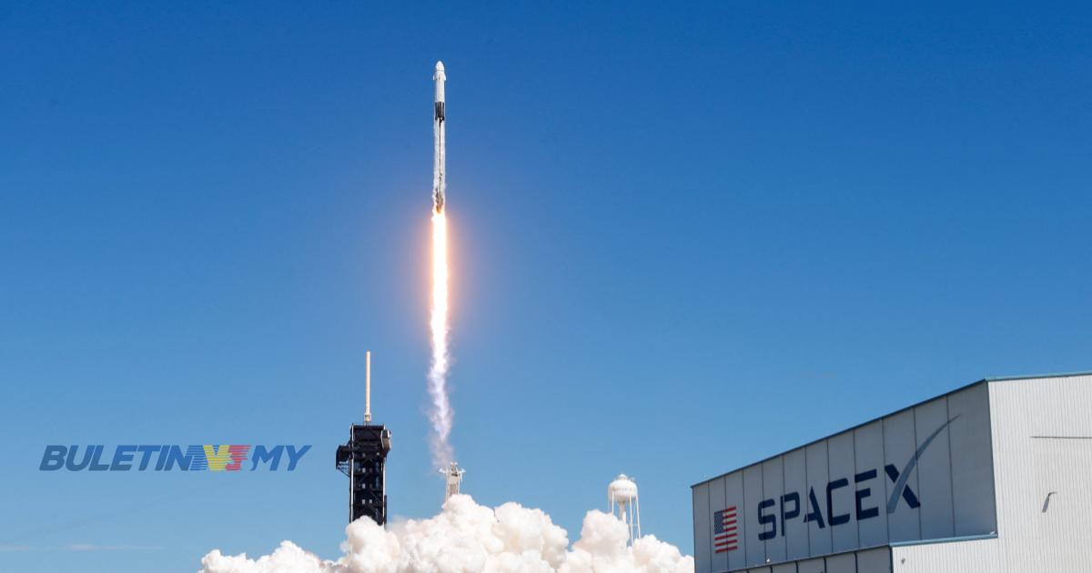 SpaceX lancar 15 lagi satelit internet ke orbit