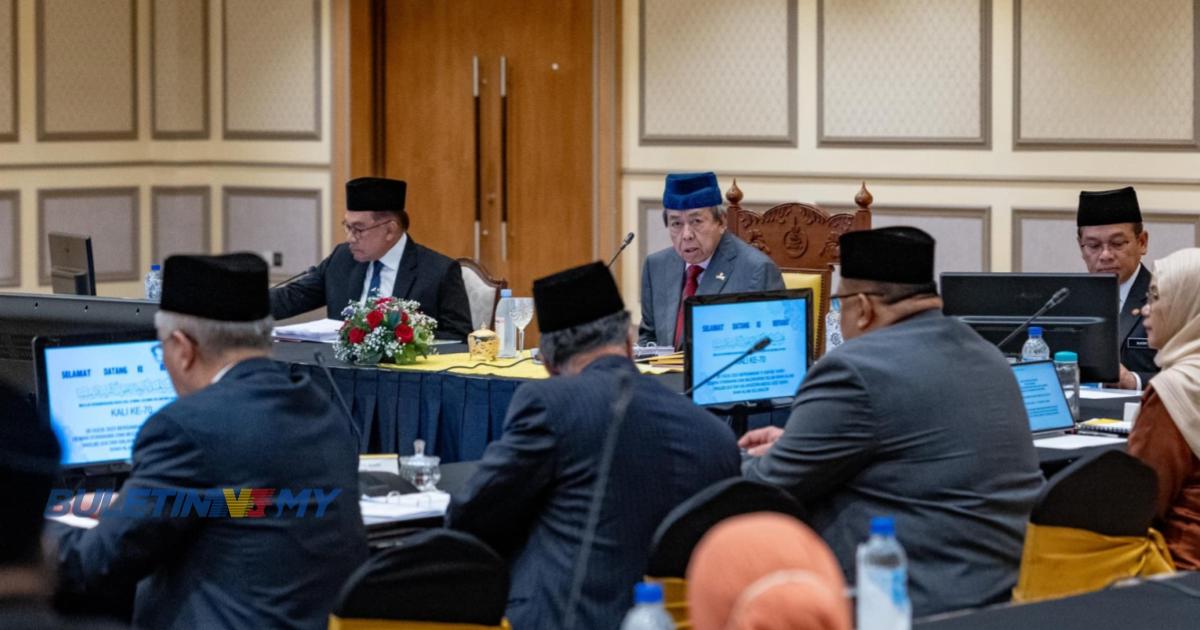 [VIDEO] Sultan Selangor titah segerakan jawatankuasa khas kaji kompetensi DUN gubal undang-undang Syariah