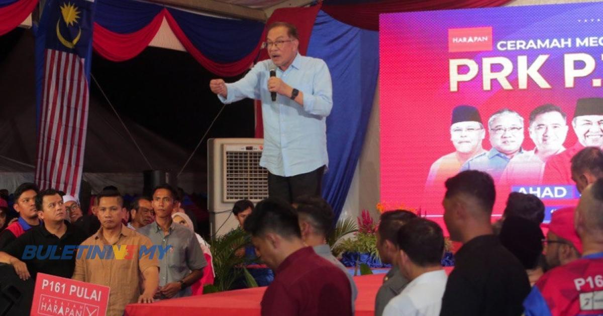 Mengarut, keterlaluan – Anwar selar pembangkang keluar fatwa politik 