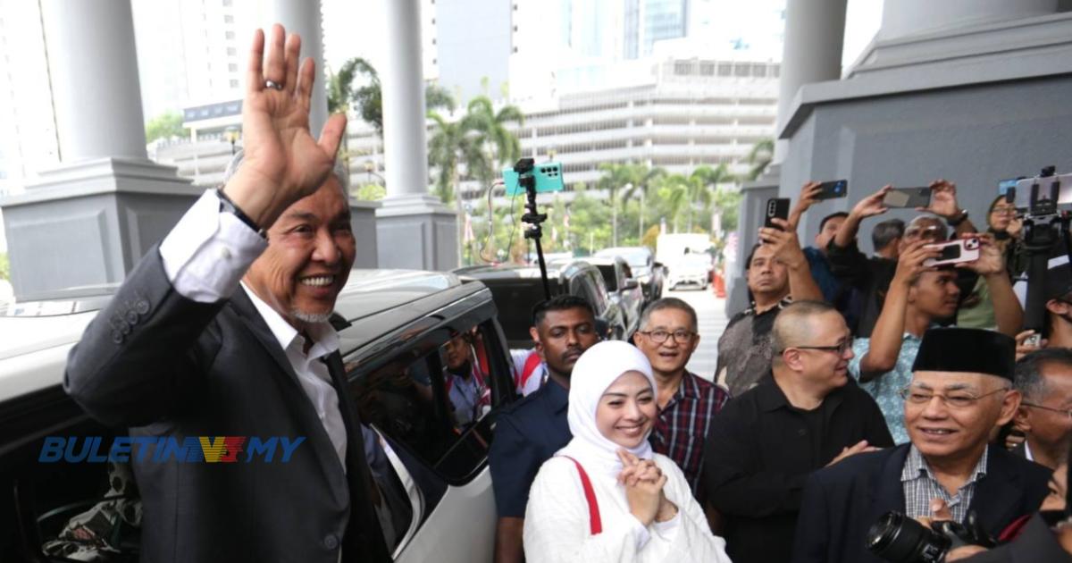 [VIDEO] Kes mahkamah Datuk Seri Zahid Hamidi bermotifkan politik – Peguam