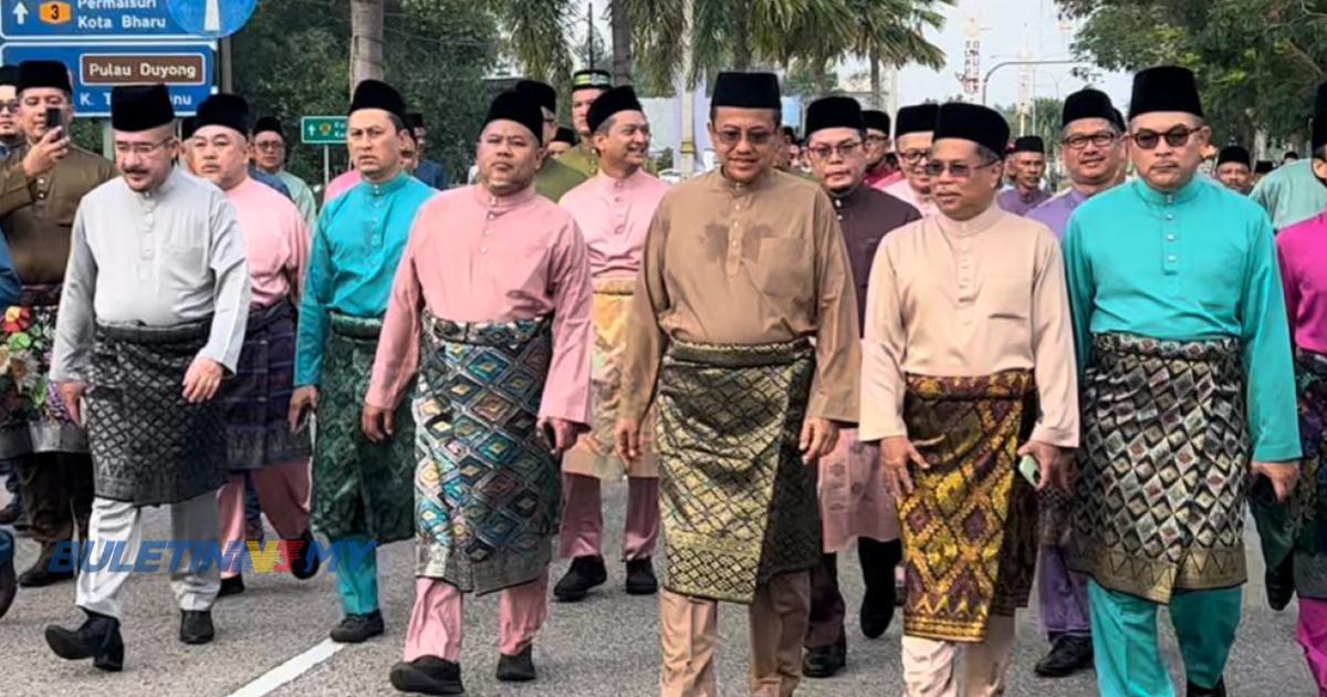 Lebih 2000 Sertai Perarakan Maulidur Rasul Di Terengganu Buletin Tv3 Malaysia 3028