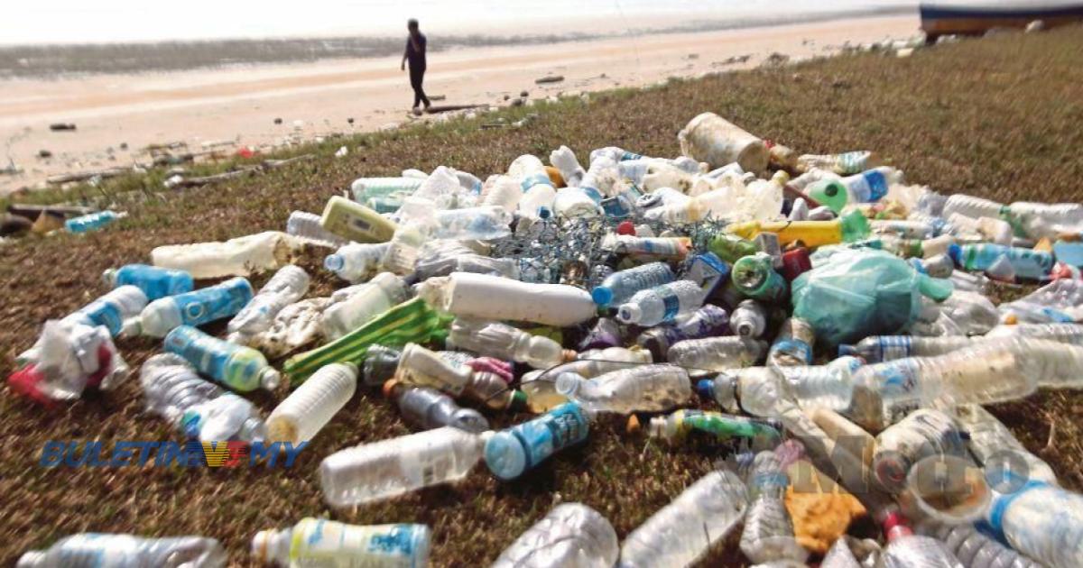Malaysia negara kelima teratas dunia paling banyak buang plastik dalam laut