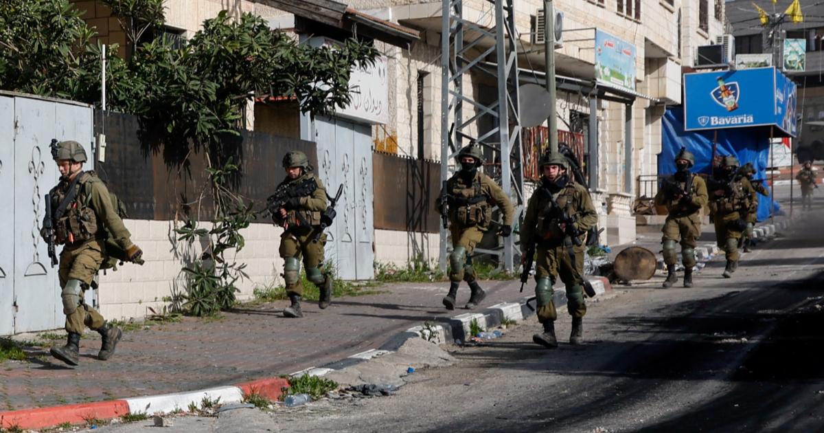 Tentera Israeli tahan 13 penduduk Palestin dalam serbuan di Tebing Barat
