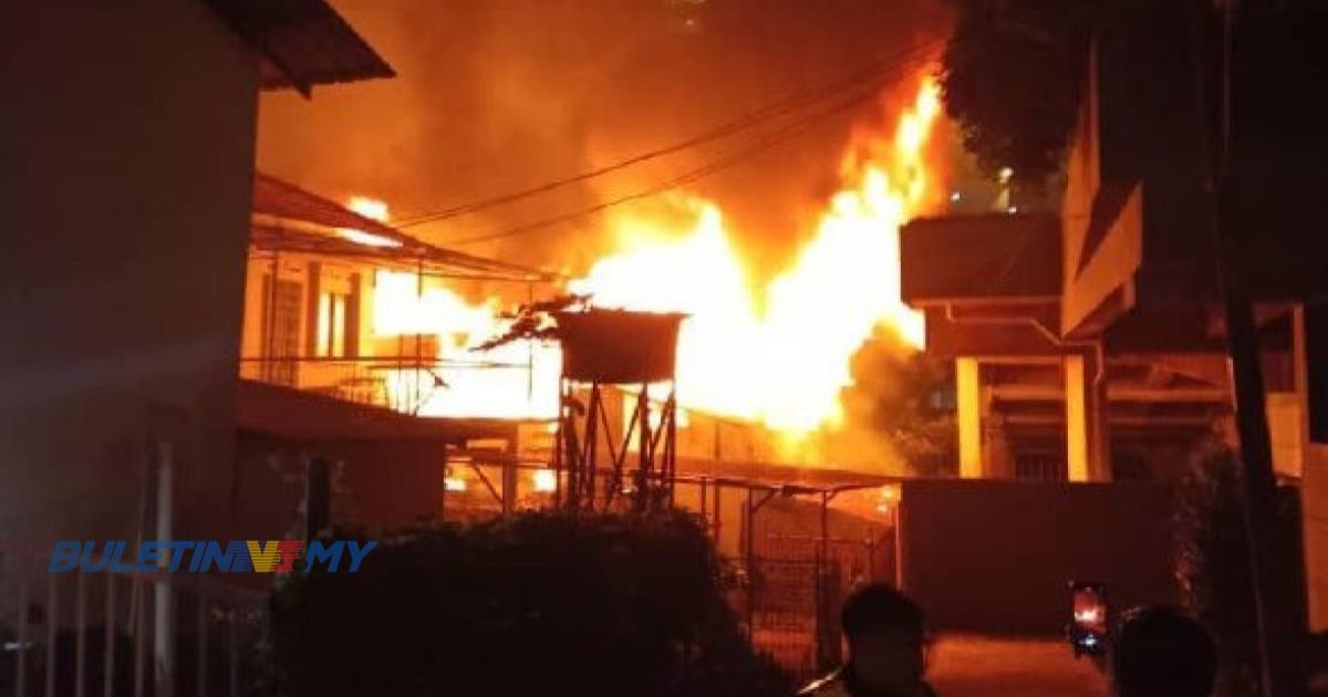 Ibu maut, 3 anak selamat, rumah kedai terbakar