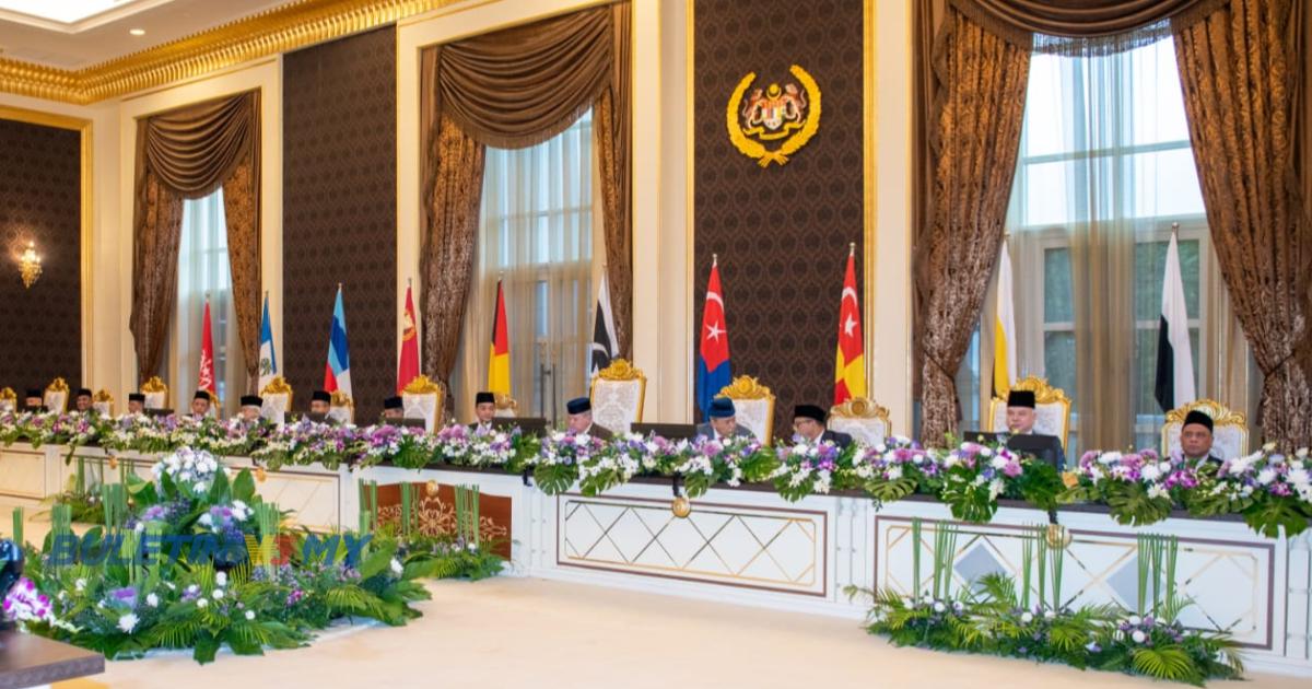 Sultan Johor mempengerusikan Majlis Raja-Raja ke-262