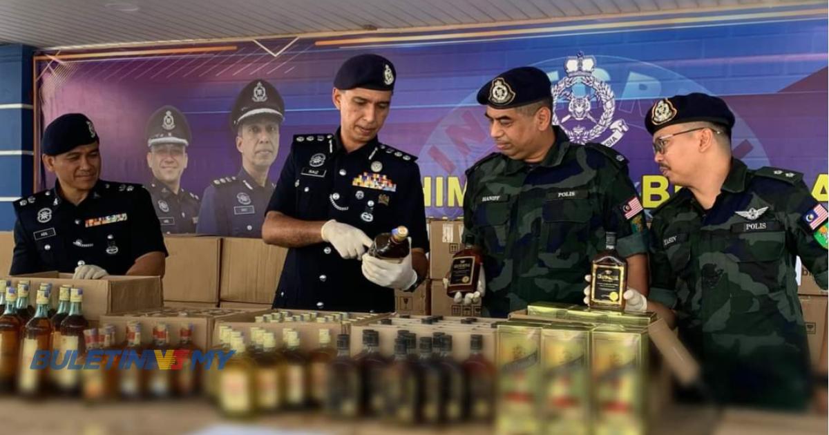 [VIDEO] Peniaga dicekup, sorok 859 kotak arak bernilai lebih RM700,000