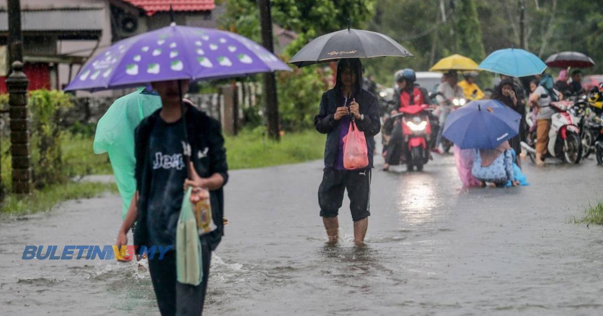 [VIDEO] Banjir Terengganu : Lebih 4,500 mangsa di PPS, Dungun pula terjejas