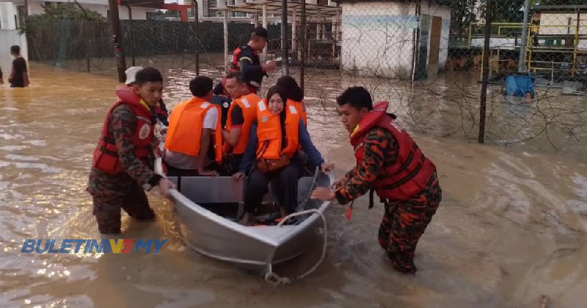 [VIDEO] 200 dipindahkan akibat banjir di Bangi dan Semenyih