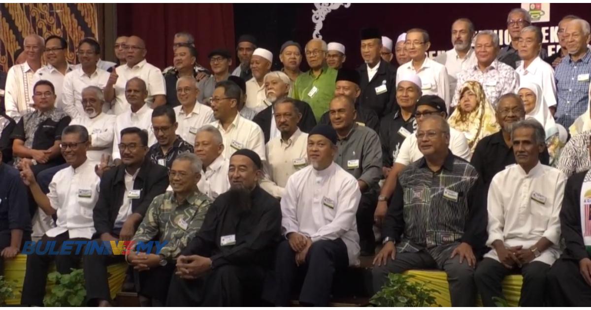 [VIDEO] Hampir 200 bekas guru dan pelajar hadir majlis ‘reunion’ Sekolah Menengah Sultan Sulaiman