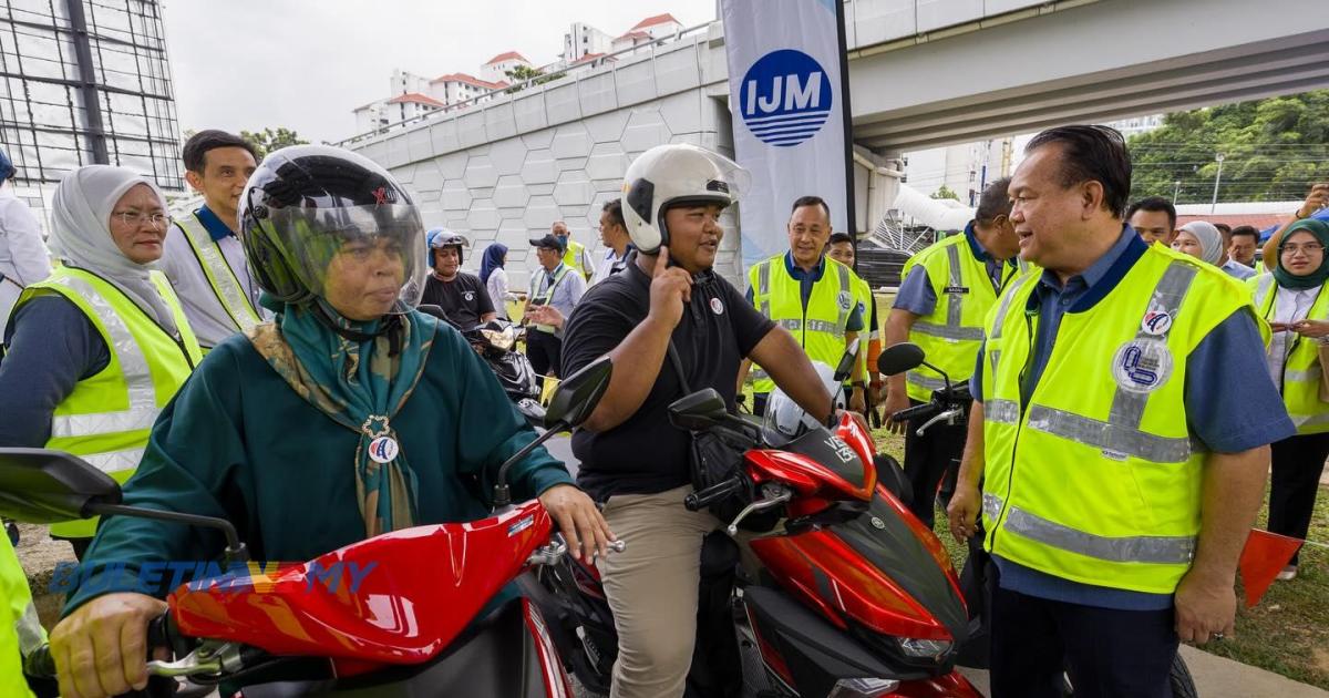 Kerajaan pertimbang wajibkan laluan khas motosikal di lebuh raya