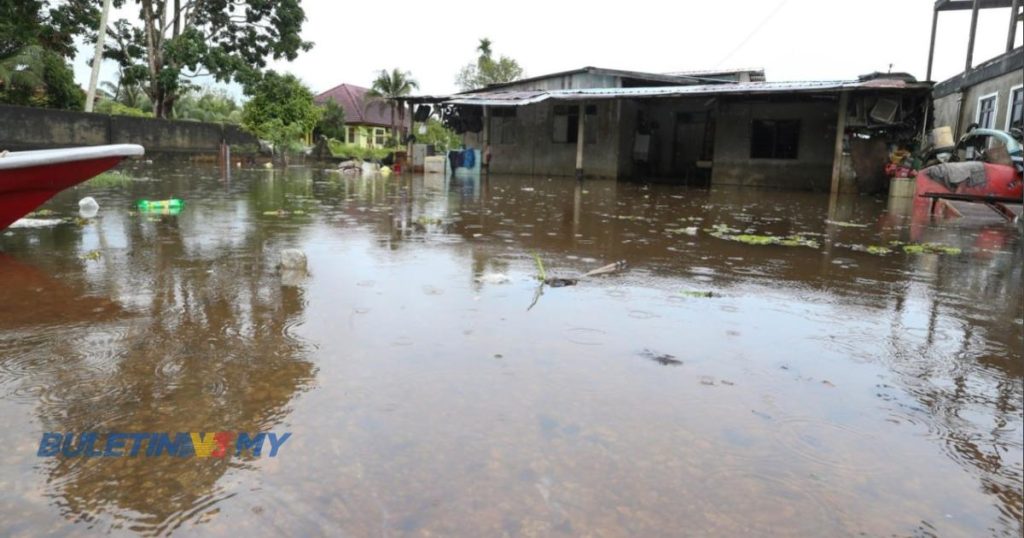 Sungai Golok Rekod Paras Tertinggi 11.03 Meter | BULETIN TV3 Malaysia