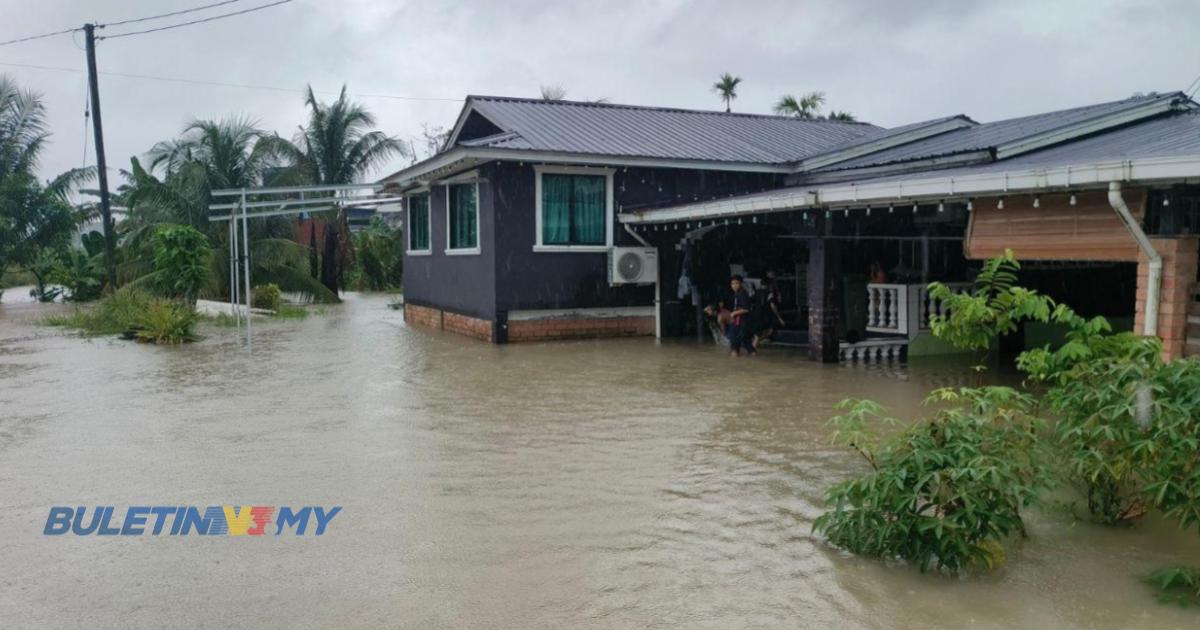 Hujan lebat di beberapa kawasan di Kuching akibatkan banjir kilat