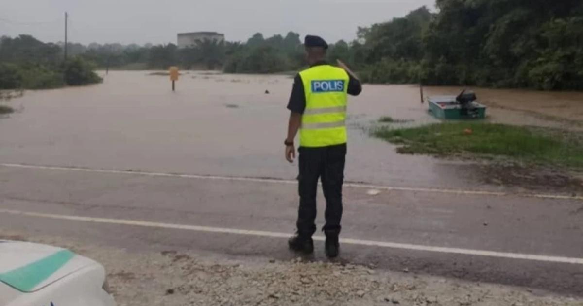 [VIDEO] Banjir di Johor kembali buruk akibat hujan berterusan