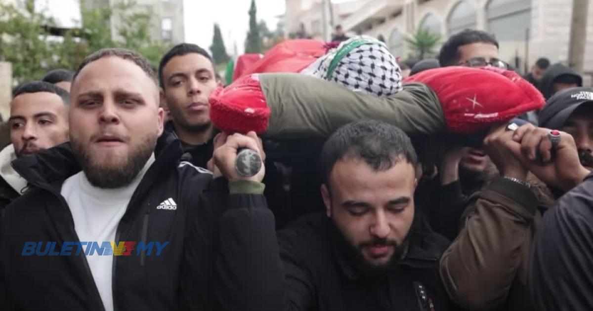 [VIDEO] Tentera Israel tembak dan gilis rakyat Palestin