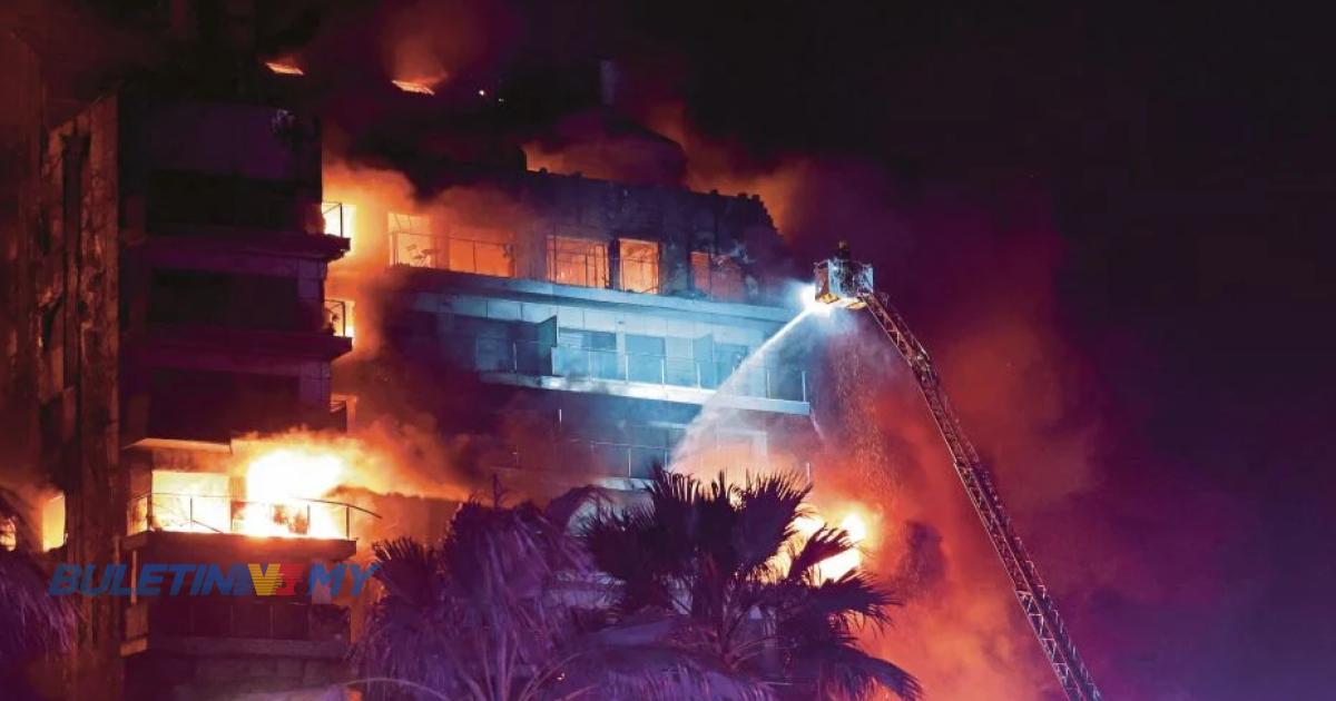 10 maut, blok pangsapuri terbakar