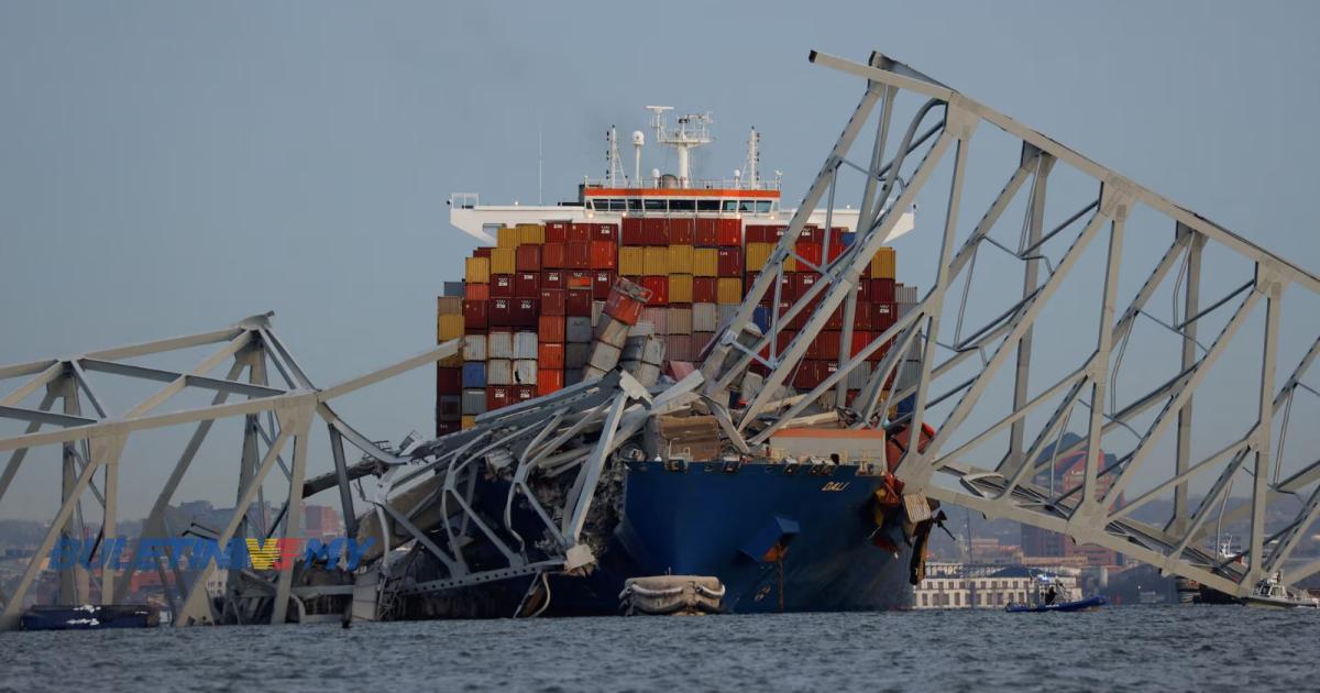 [VIDEO] Jambatan Baltimore runtuh dilanggar kapal kargo, enam masih hilang