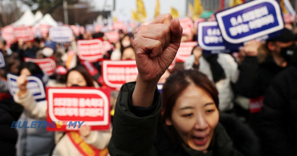 Korea Selatan gantung lesen dua doktor cetus mogok