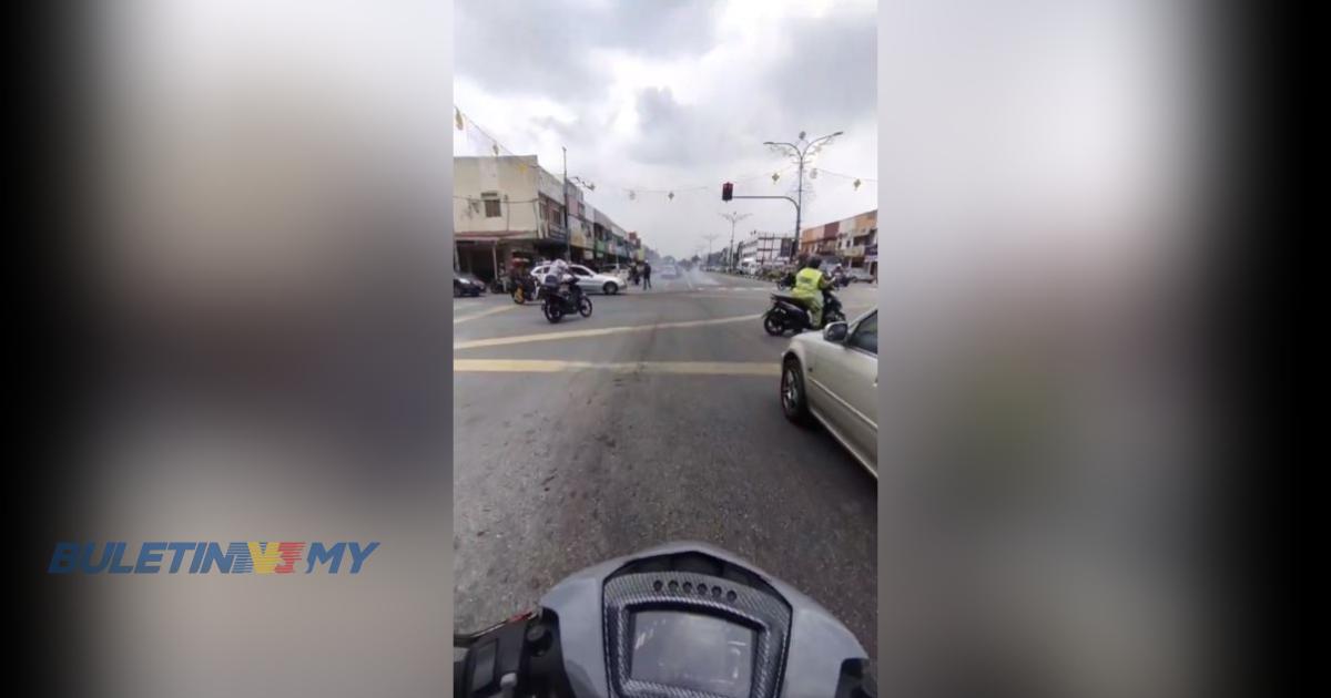[VIDEO] Tular bakar mercun di jalan raya, lelaki miliki 7 rekod lampau ditahan 