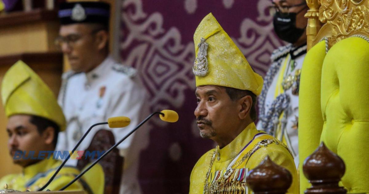 Sultan Terengganu kurnia darjah kebesaran kepada 104 individu
